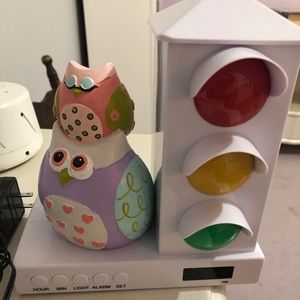Red light alarm clock for kids, owls